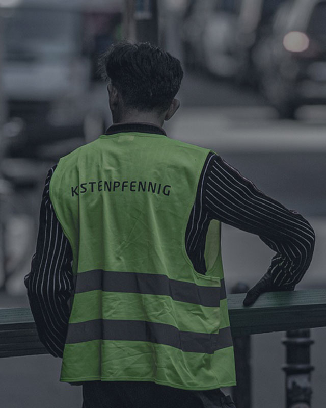 Reflective-Safety-Vest-01